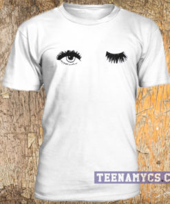 Eyelashes graphic t-shirt