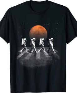 Astronauts Walking in Space Occupy Mars T-Shirt